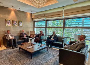 السفير السعودي في عمان يبحث التعاون العلمي والتكنولوجي مع الرزاز وطوقان