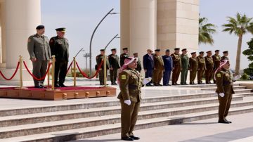 الحنيطي يستقبل خالد حفتر الحنيطي يستقبل خالد حفتر