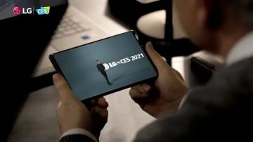 هاتف LG Rollable الملغي يبرز كيف تبدو تصميمات اليوم متقادمة