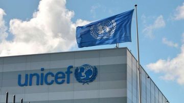 نيران إسرائيلية أودت بحياة سائقي شاحنتين لنقل المياه في غزة