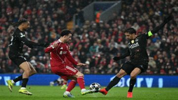 باريس سان جيرمان يؤكد تفوقه على ليفربول ويتأهل بثنائية قاتلة