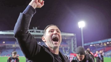 رحلة 9113 يوما ..  كيف عاد كوفنتري بقيادة لامبارد من الظلام إلى الأضواء؟