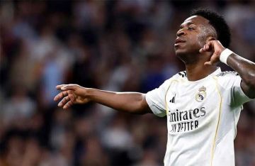 صدام يتجدد.. فينيسيوس جونيور يتعرض للسخرية من لاعب ريال ماريوكا (فيديو)