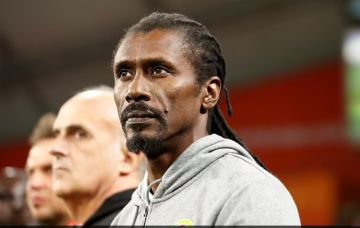 أليو سيسيه يعلن رحيله رسميًا عن تدريب منتخب ليبيا