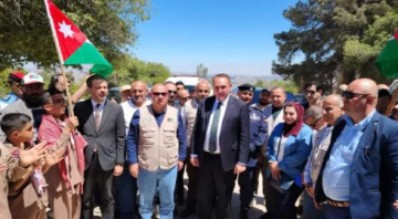 وزير البيئة يرعى حملة نظافة في غابات دبين لتعزيز الوعي البيئي في جرش