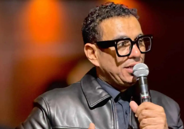  أموالي تحت قدميها .. محمود الليثي يفاجئ جمهور شيرين عبد الوهاب