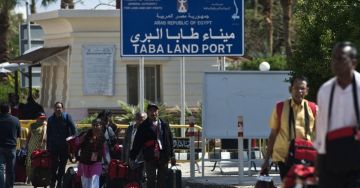 الإسرائيليون يهربون عبر مصر في عيد الخروج منها! عاجل الإسرائيليون يهربون عبر مصر في عيد الخروج منها! عاجل