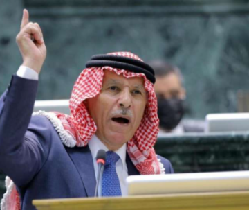 بالفيديو .. النائب صالح العرموطي يفتح النار على وزير في حكومة حسان ويصفه بـ المراهق 