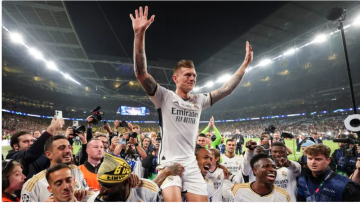 مفاجأة ..  بيريز يخطط لإعادة كروس إلى ريال مدريد