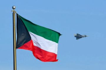 مطار الكويت الدولي يتعرض لهجوم بالمسيرات