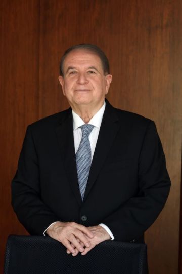 الهيئة العامة لمساهمي بنك القاهرة عمان العادية تقر نتائج أعمال البنك لعام 2025 وتقرر توزيع أرباح نقدية على المساهمين بنسبة 7 الهيئة العامة لمساهمي بنك القاهرة عمان العادية تقر نتائج أعمال البنك لعام 2025 وتقرر توزيع أرباح نقدية على المساهمين بنسبة 7