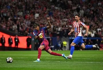 أتلتيكو مدريد يتأهل لنصف النهائي رغم خسارته أمام برشلونة