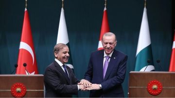 كاتب إسرائيلي يحدد أعداء إسرائيل الجدد بعد إيران