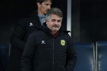 وداع مؤثر من المدرب ني فرانكو: الحسين في الصدارة لكن الرحيل حان