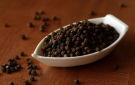 لامتصاص العناصر الغذائية .. 5 أطعمة ينصح بإضافة الفلفل الأسود إليها
