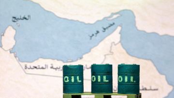 توقعات بتراجع إمدادات النفط العالمية توقعات بتراجع إمدادات النفط العالمية