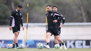 منتخب النشامى يتدرب بحضور وسائل الإعلام الأحد منتخب النشامى يتدرب بحضور وسائل الإعلام الأحد