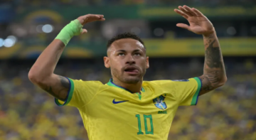 إصابة نيمار تبعده عن وديات البرازيل وتهدد مشاركته في افتتاح كأس العالم