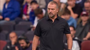برشلونة يزف خبرًا عاجلا بشأن فليك