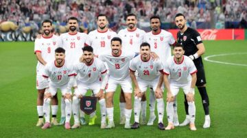 نجوم المنتخب الوطني يدخلون اجواء نهائيات كأس العالم نجوم المنتخب الوطني يدخلون اجواء نهائيات كأس العالم
