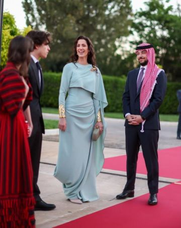 ولي العهد: 80 عاما والأردن عظيم بأهله