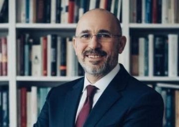 من هو مدير عام مؤسسة الإذاعة والتلفزيون مهند الصفدي من هو مدير عام مؤسسة الإذاعة والتلفزيون مهند الصفدي