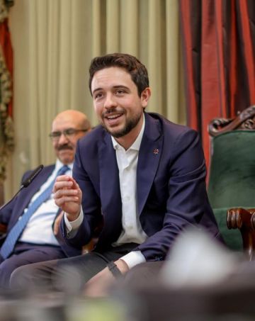 ولي العهد: يخلف على المعازيب ويكثر خيرهم ولي العهد: يخلف على المعازيب ويكثر خيرهم