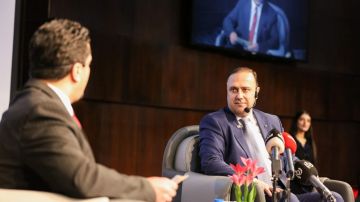 الملك يزور محافظة الزرقاء ويلتقي وجهاء وممثلين عن أهاليها الملك يزور محافظة الزرقاء ويلتقي وجهاء وممثلين عن أهاليها