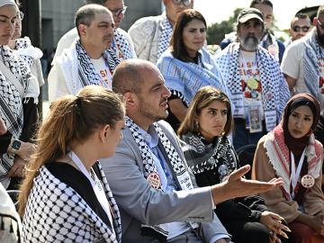 الحركة الوطنية الفلسطينية بين مؤتمرين الحركة الوطنية الفلسطينية بين مؤتمرين