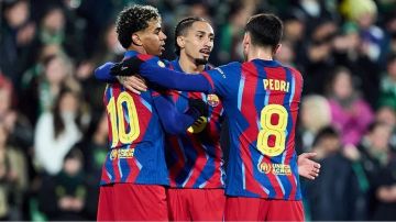 أتلتيكو مدريد يقدم عرضا "ساخرا" لضم لامين يامال ورافينها وبيدري