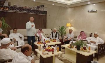 وزير الأوقاف يزور بعثة حج الأمن العام وزير الأوقاف يزور بعثة حج الأمن العام