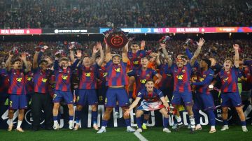 برشلونة بطلا للدوري الإسباني بعد فوزه على ريال مدريد