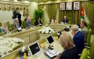 تربوية الأعيان: الذكاء الاصطناعي أصبح أساسيا بعمل المؤسسات