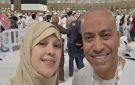 سامح حسين يشارك صورا من الحج مع زوجته: النهاردة العيد بتاعي - jo