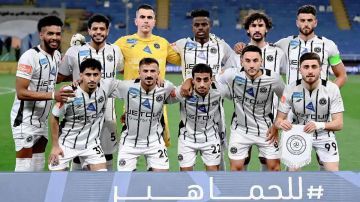 الشباب السعودي يعرض 6 نجوم كبار للبيع