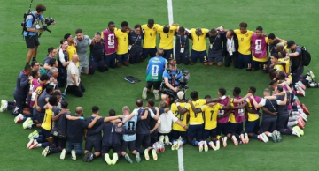 رئيس الإكوادور يعلن عطلة رسمية احتفالاً بالفوز التاريخي في كأس العالم