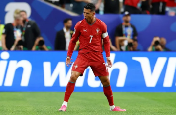 في مباراة واحدة  ..  رونالدو يسجل رقمين تاريخيين في كأس العالم