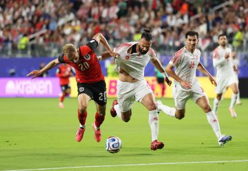 منتخب الأردن يخسر من النمسا في افتتاح مشواره المونديالي منتخب الأردن يخسر من النمسا في افتتاح مشواره المونديالي