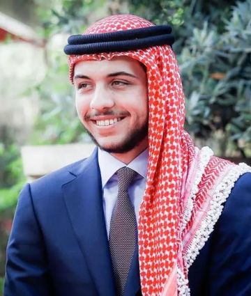 عمان الاهلية تهنىء بعيد ميلاد سمو ولي العهد عمان الاهلية تهنىء بعيد ميلاد سمو ولي العهد