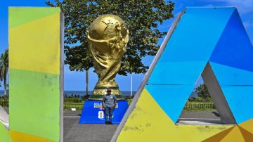 جنوب إفريقيا تتجه إلى المكسيك دون المدرب المساعد بسبب أزمة التأشيرات