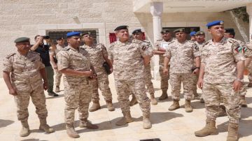 الحنيطي يزور المنطقة العسكرية الشمالية الحنيطي يزور المنطقة العسكرية الشمالية