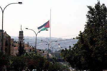 الأمن العام الأردني: خلل فني أدى إلى انطلاق صافرات الإنذار الأمن العام الأردني: خلل فني أدى إلى انطلاق صافرات الإنذار