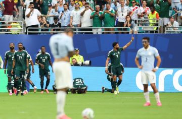السعودية تهدر الفوز وتكتفي بنقطة من أوروجواي