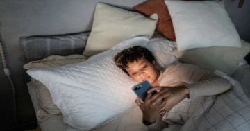 3 أخطاء شائعة قد تحرمك من نوم مريح 3 أخطاء شائعة قد تحرمك من نوم مريح