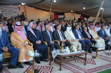 العيسوي يرعى احتفالا وطنيا في البادية الشمالية العيسوي يرعى احتفالا وطنيا في البادية الشمالية