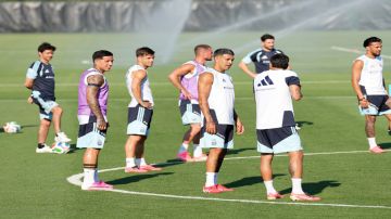 الأرجنتيني باليردي يغيب عن كأس العالم للإصابة