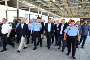 هذا ما قاله الفراية عن أزمات جسر الملك حسين هذا ما قاله الفراية عن أزمات جسر الملك حسين
