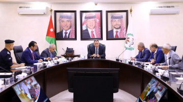 بحث الخطط الأمنية لإجراء امتحانات التوجيهي بحث الخطط الأمنية لإجراء امتحانات التوجيهي