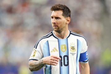 هل سيشارك ميسي أمام الأردن؟.. مدرب الأرجنتين يجيب