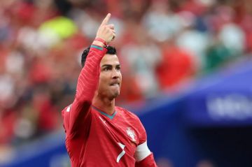 بعد تحقيقه رقما قياسيا .. رونالدو لمنتقديه: لقد عدت بعد تحقيقه رقما قياسيا .. رونالدو لمنتقديه: لقد عدت